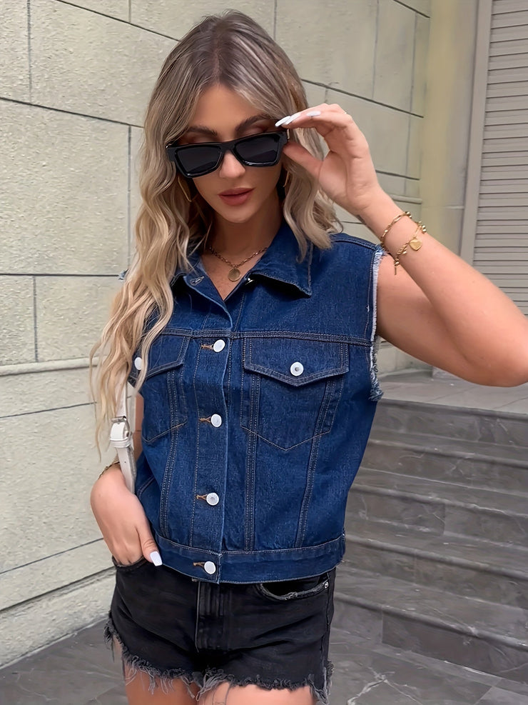 Ärmellose Jeansjacke mit Pattentaschen