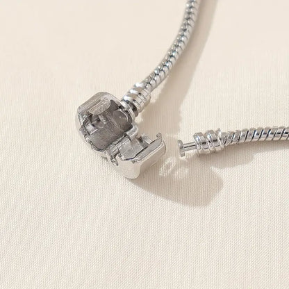 Glamour Garten™ | Armband mit Strasssteinen und Blumen