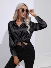 Satinbluse mit langen Ärmeln