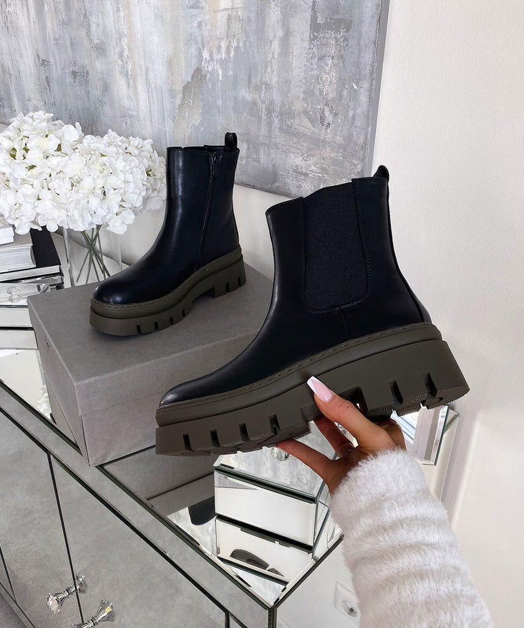 Boots Nora Short Khaki